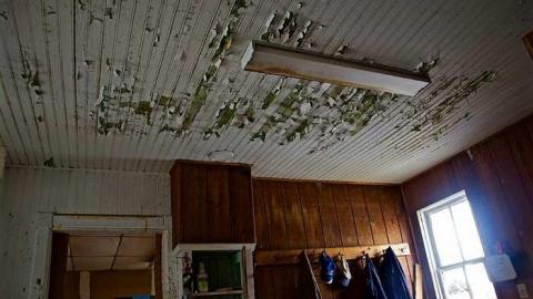 Hidden Treasures  - Who-Owns-These-Memories41.jpg