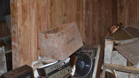 Burlington Hoarder - Hoarders-Trash-Heap1.jpg