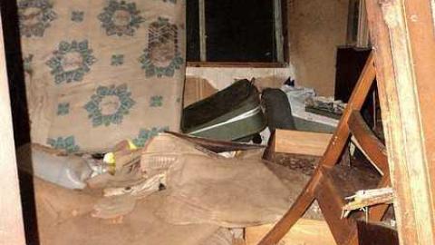 Burlington Hoarder - Hoarders-Trash-Heap3.jpg