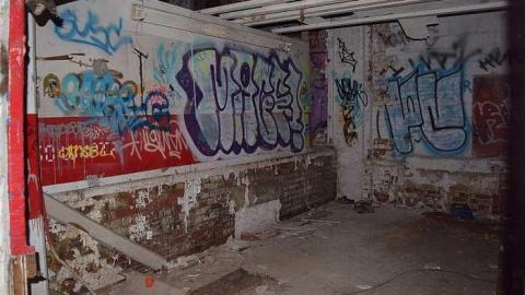 Linseed - Linseed-Factory230.jpg