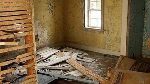 Jan 2016 - For-Clay16.jpg