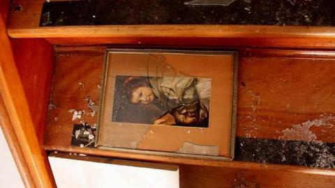 Upgrade, Downgrade photo 4