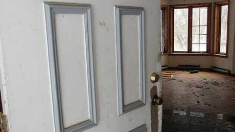 Feb 2016 - House-of-Crosses47.jpg