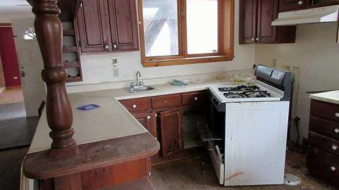 Feb 2016 - House-of-Crosses50.jpg