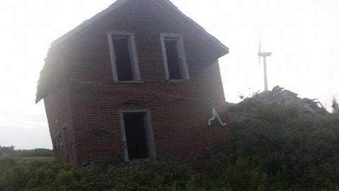 Leaning In Melancthon - Samsung Galaxy 4 307.jpg