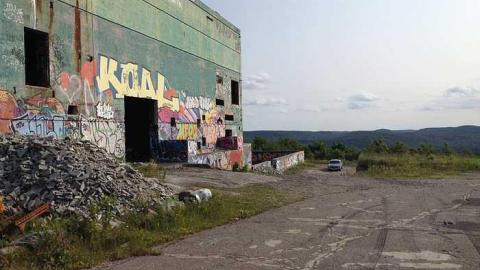 CFS Lac St Denis - Military-Base94.jpg