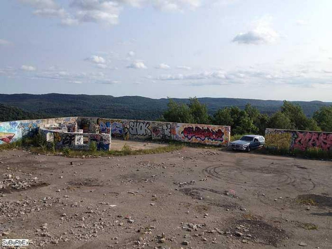 CFS Lac St Denis - Military-Base109.jpg