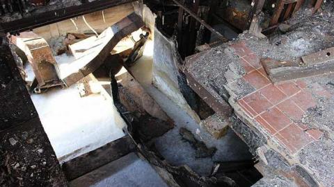 Feb 13, 2016 - Le-Grande-Hermine-Ghost-Ship52.jpg