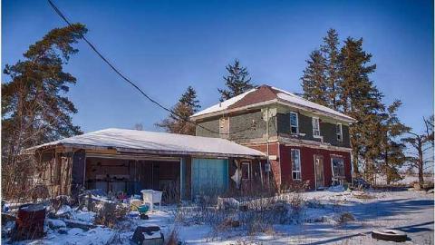 Feb 2015 - This-Guy-Stunk53.jpg