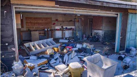 Feb 2015 - This-Guy-Stunk36.jpg