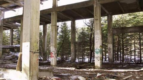 February 2016 - Donald-(ghost-chemical-plant)276.jpg