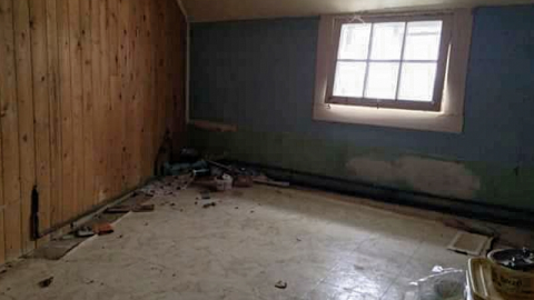 Grandma's House - House-of-Many-Rooms8.png