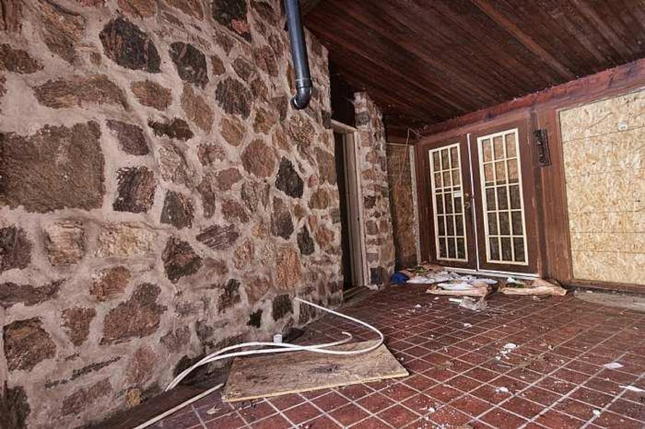 Inside photos - IMG_2020s.jpg