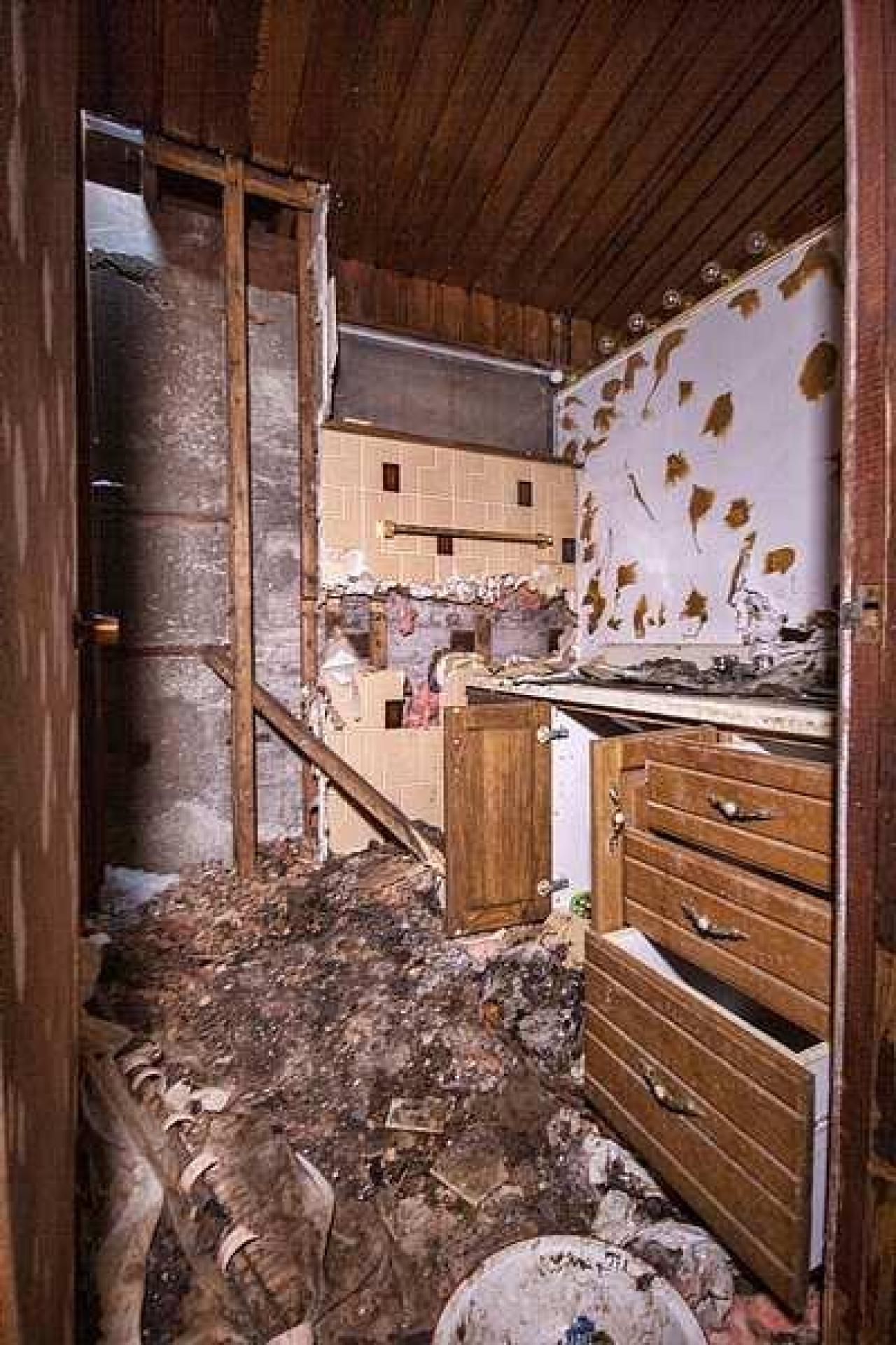 Inside photos - IMG_2030s.jpg