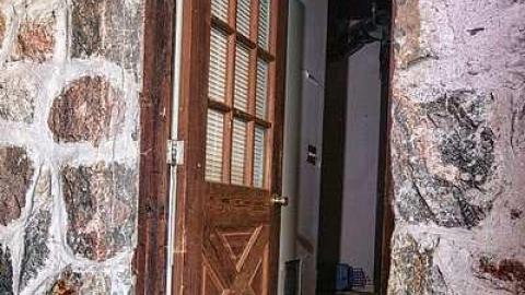 Inside photos - IMG_2036s.jpg