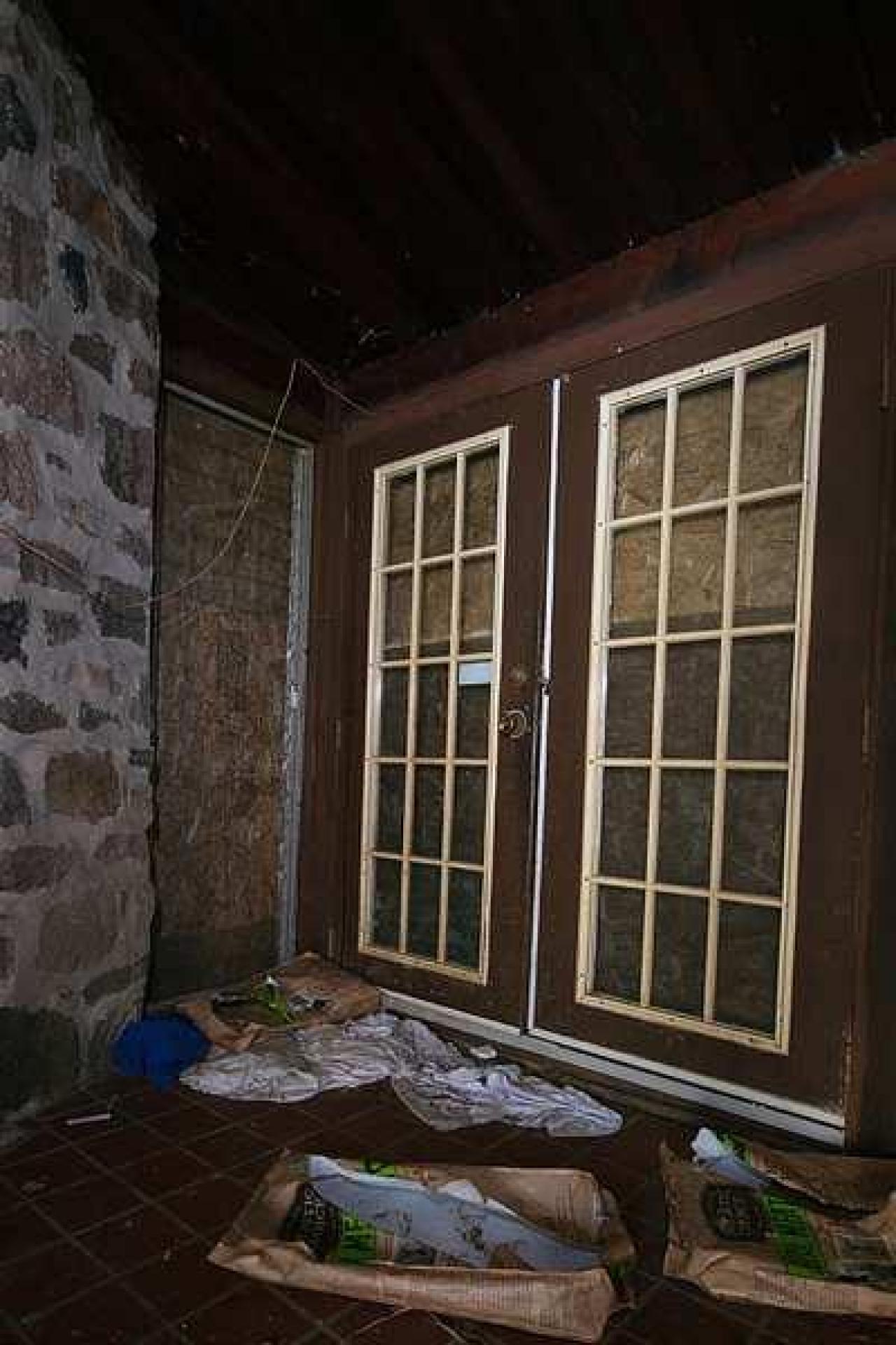 Inside photos - IMG_2037s.jpg