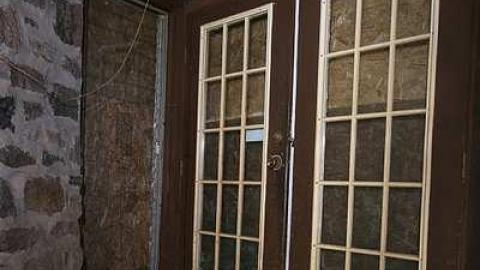 Inside photos - IMG_2037s.jpg