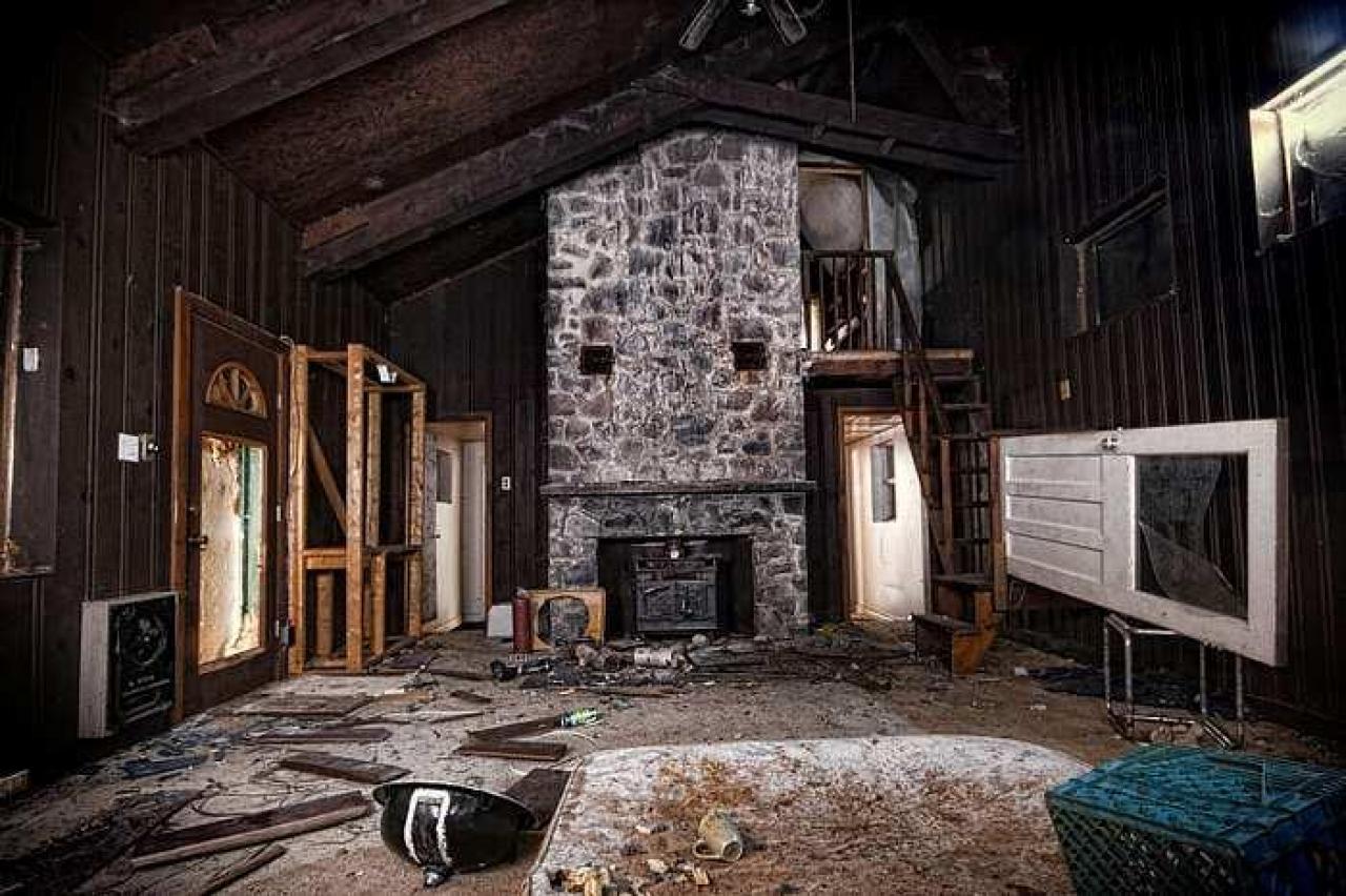 Inside photos - IMG_2041s.jpg