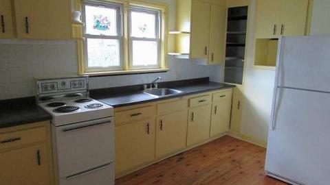 Postwar Bungalow in Hintonburg - Ottawa, Ontario