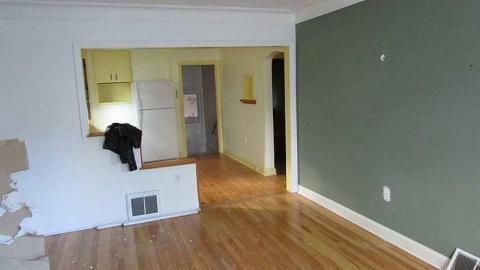 Postwar Hintonburg Bungalow - Postwar-Bungalow-in-Hintonburg1.jpg