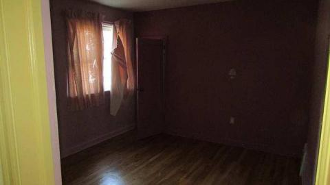 Postwar Hintonburg Bungalow - Postwar-Bungalow-in-Hintonburg5.jpg