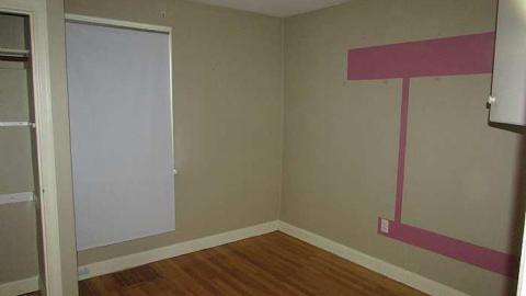 Postwar Bungalow in Hintonburg photo 3