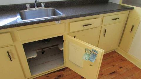 Postwar Hintonburg Bungalow - Postwar-Bungalow-in-Hintonburg8.jpg