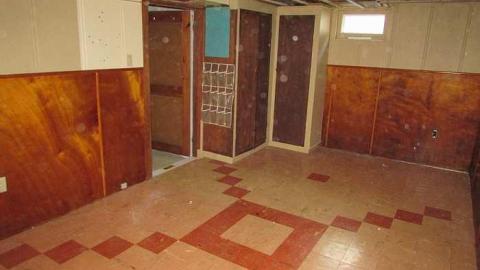 Postwar Hintonburg Bungalow - Postwar-Bungalow-in-Hintonburg11.jpg