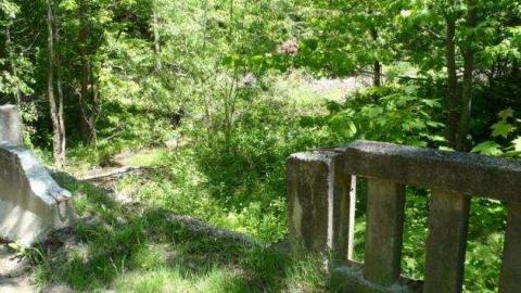 Old Bathurst Road Section photo 2