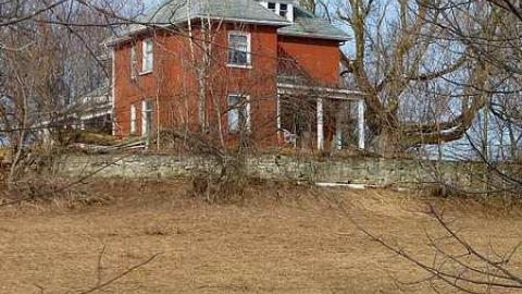 Big Tire - P1050810.jpg