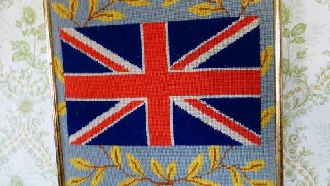 Big Tire - P1050786.jpg