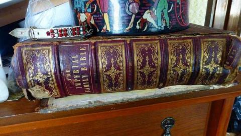 Big Tire - P1050799.jpg