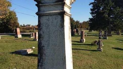 Photos from 2013 - Salems-Lot9.jpg