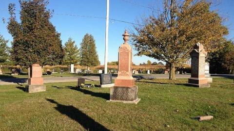 Photos from 2013 - Salems-Lot10.jpg