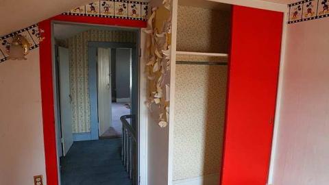 Surrounded by development - IMG_1652.jpg