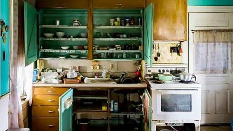 House with the Creepy Doll! - House-with-the-Creepy-Doll10.jpg