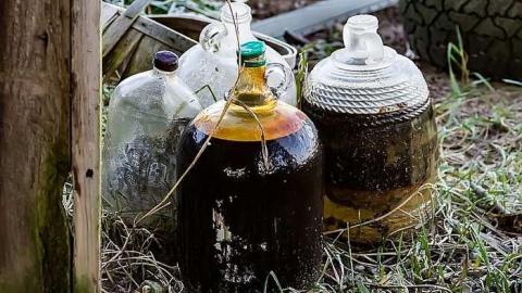 House with the Creepy Doll! - House-with-the-Creepy-Doll15.jpg