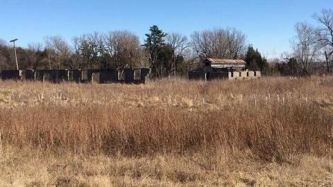 the barn an foundation  - Howells-Hollow-(ghost-town)37.jpg