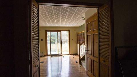 March 2016 - Arched-Home--Warehouse29.jpg