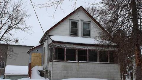 Feb 2016 - Creepshow-House7.jpg