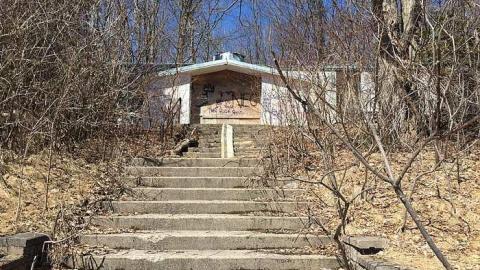 Edgar in the spring - CFB-Edgar190.jpg