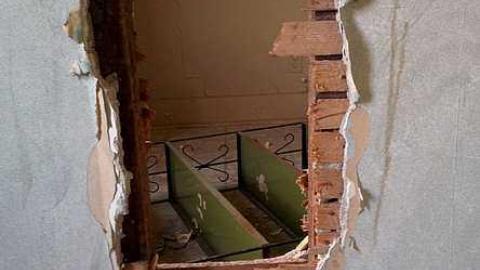 Uxbridge Abandoned House - IMG_20160321_191902.jpg