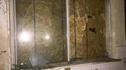 April 2016 - IMG_7443.jpg