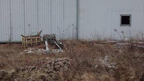 nailed shut - IMG_1613.jpg