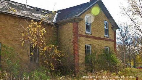 Before The Demo - Beaverton-Tim-Hortons-House34.jpg