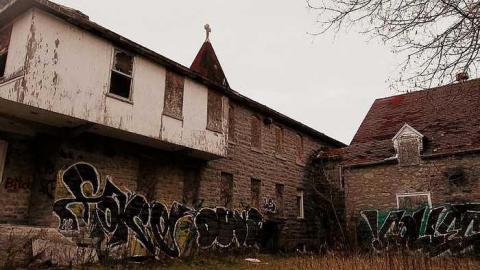 Le Manoir - d-23643441479_17c7539c8d_o.jpg