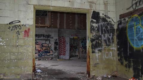 The garage - Garage-Across-from-Camp-3015.jpg