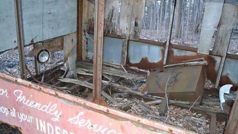 April 2016 - Drug-Store-Trolley7.jpg