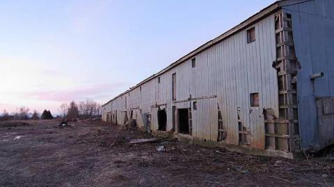 Sunrise Exploration - Big-Ol-Barn15.jpg