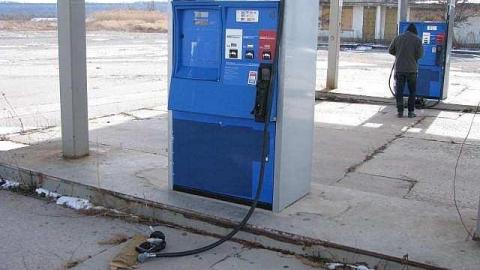 Fifty Shades Again - Stop-50-Truck-Stop3.jpg